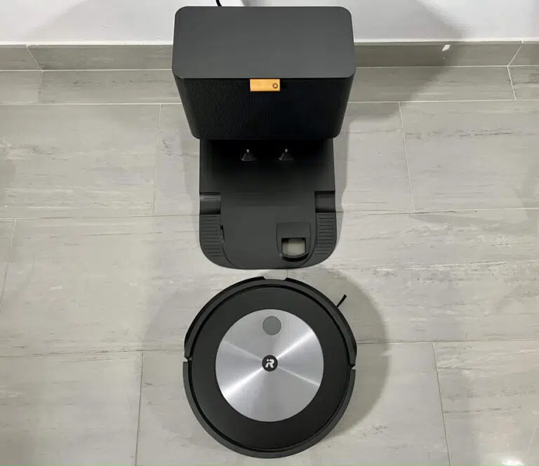 Robot aspirador Roomba J7+